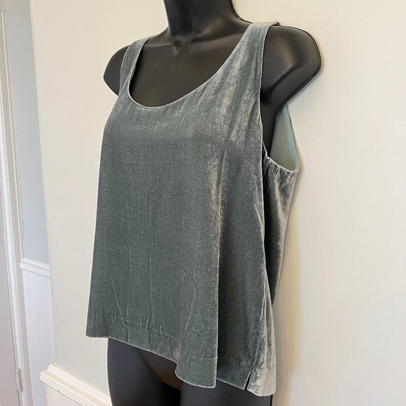 NWT J. Crew Sage Green Silk Blend Velour Tank, Size Medium - Picture 2 of 12